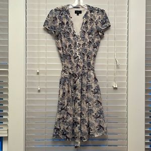 Beautiful floral, cap sleeve lined dress